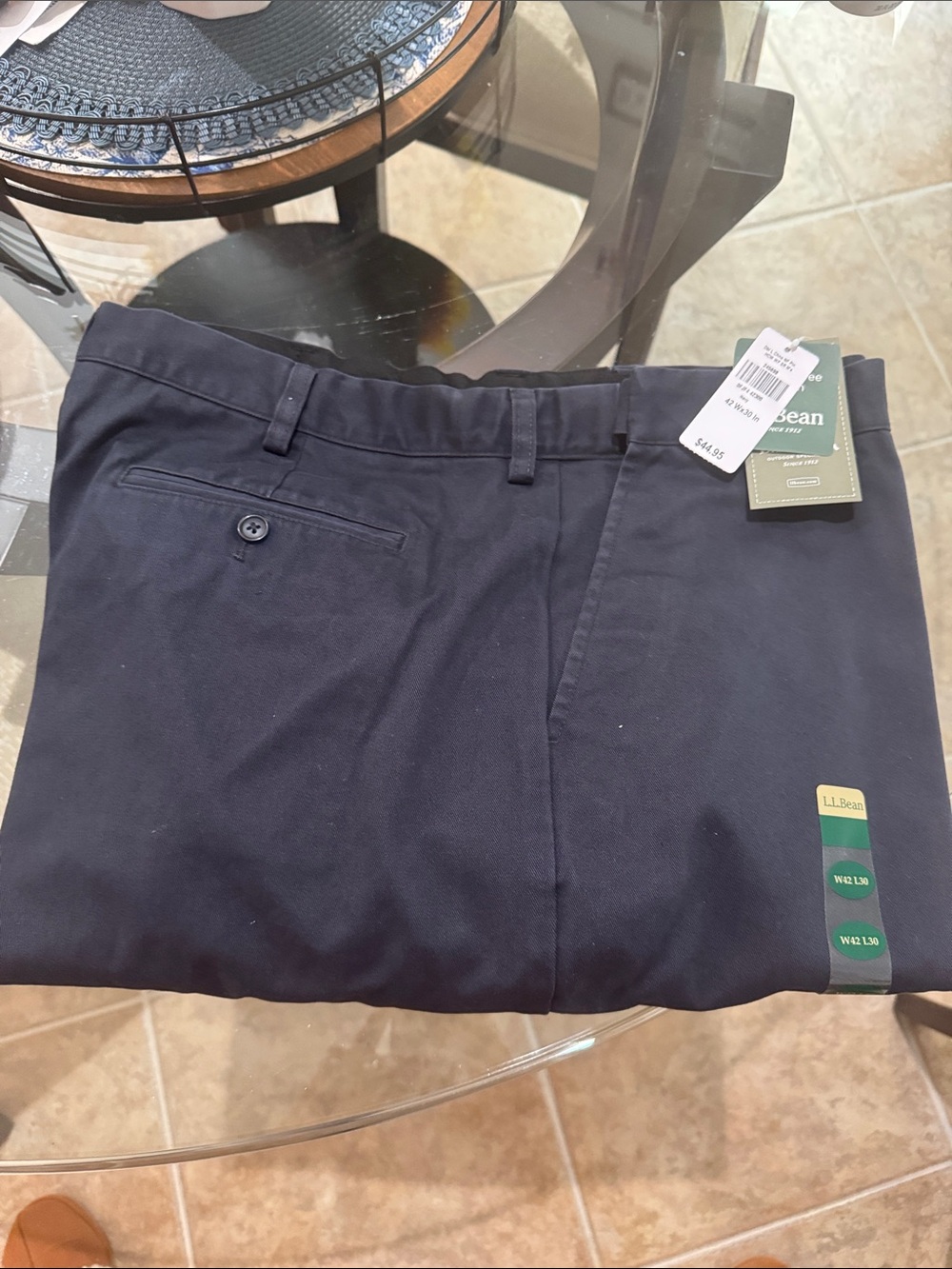 BNWT L.L. Bean Men's Navy Chinos